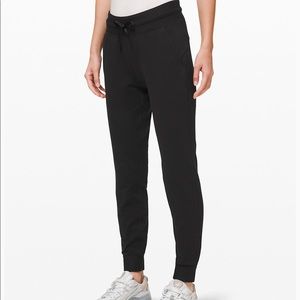 Lululemon Ready to Fleece Jogger